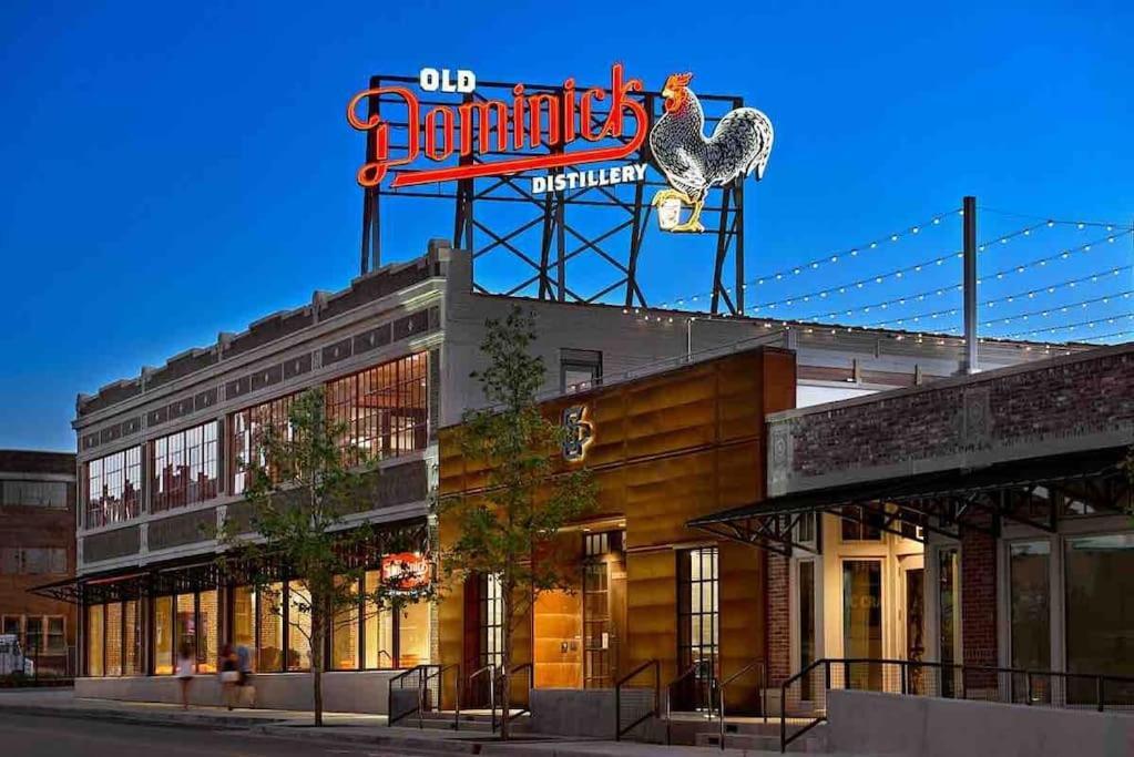 Luxury Industrial-Style Loft In Downtown Memphis Appartement Buitenkant foto